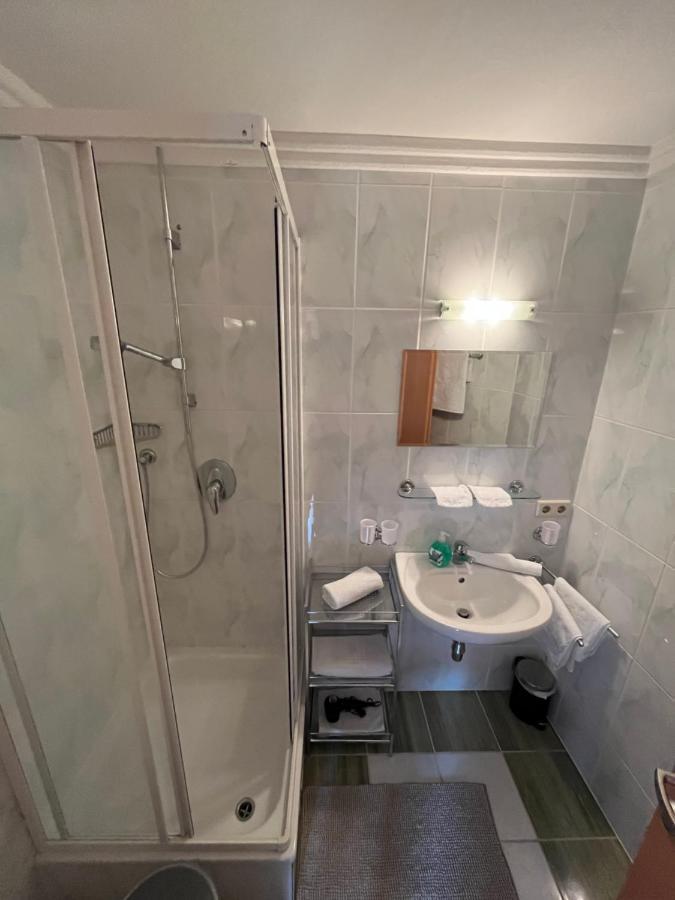 Ferienwohnung Gertraud Und Peter Geisler Finkenberg Ngoại thất bức ảnh